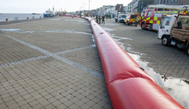 Water-filled flood barrier installed at Wexford Quays ahead of Status Yellow rain warning