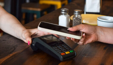 Over 60% of contactless payments now made by smartphones · TheJournal.ie