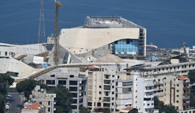 US evacuates staff from Lebanon embassy as fears rise of war with Iran