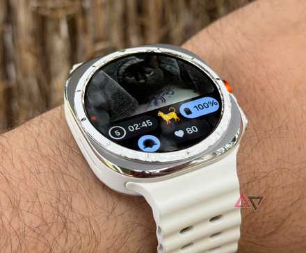 Black cat photo displayed on the Samsung Galaxy Watch Ultra