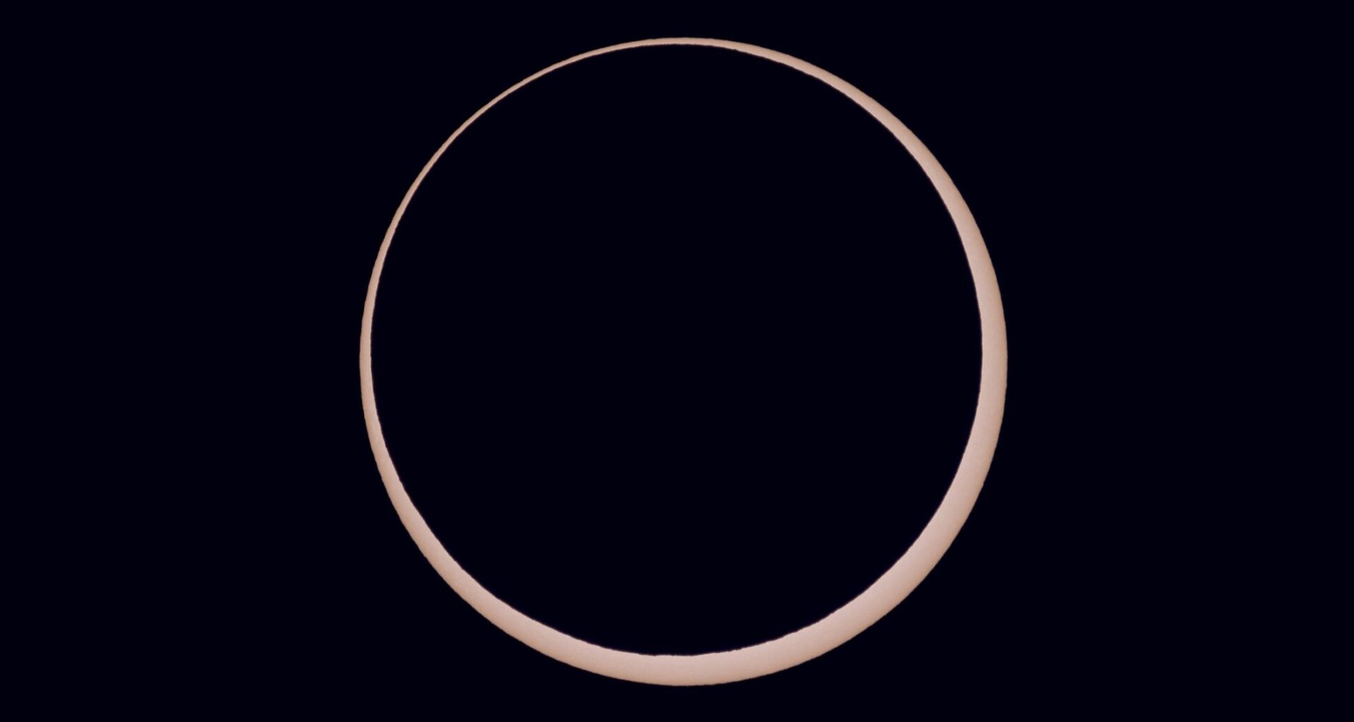Annular solar eclipse turns the sun into a dramatic 'ring of fire' today! Here's what you need to know