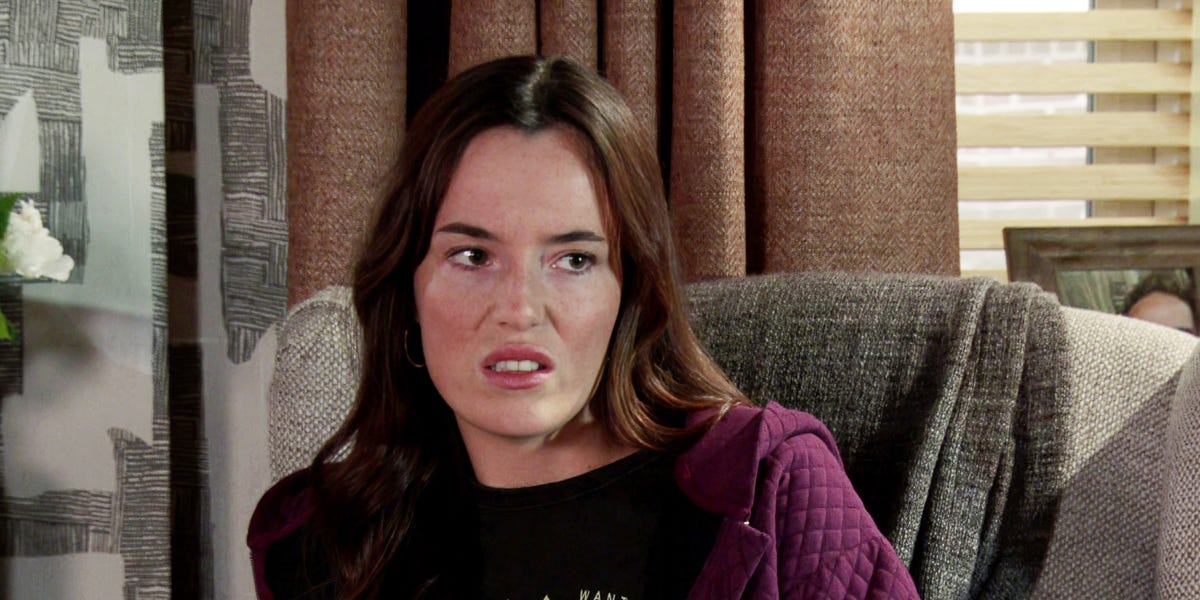 Coronation Street reveals poo motive as Jodie Ramsey makes a new enemy