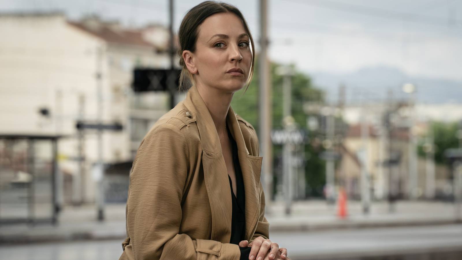 Why Kaley Cuoco's New Mystery Thriller Series Only Has 4 Episodes