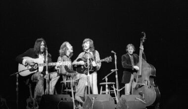 5 Flop Songs From 1970 We Can't Help But Love