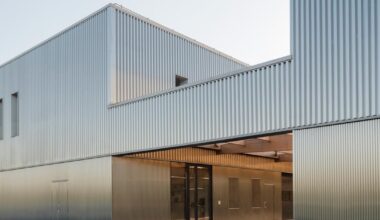 reflective steel sheet cladding wraps achères technical center in france