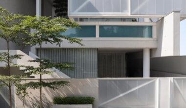 restrained volumes and voids compose residence_bb 214 in india