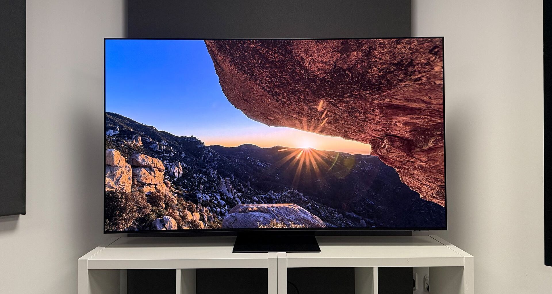 Samsung S95F OLED TV
