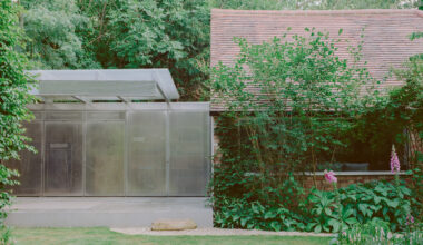 Exeter Road Pavilion by Neiheiser Argyros