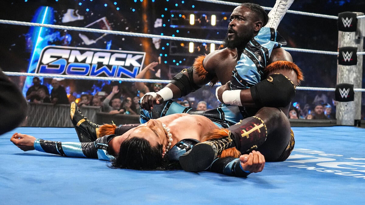 WWE SmackDown live updates, results and grades as Elimination Chamber qualifiers roll on