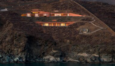 Ateno Architecture Studio sinks Olen resort into Greek cliff edge