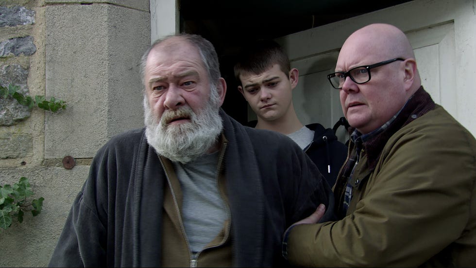 paddy kirk, bear wolf, emmerdale