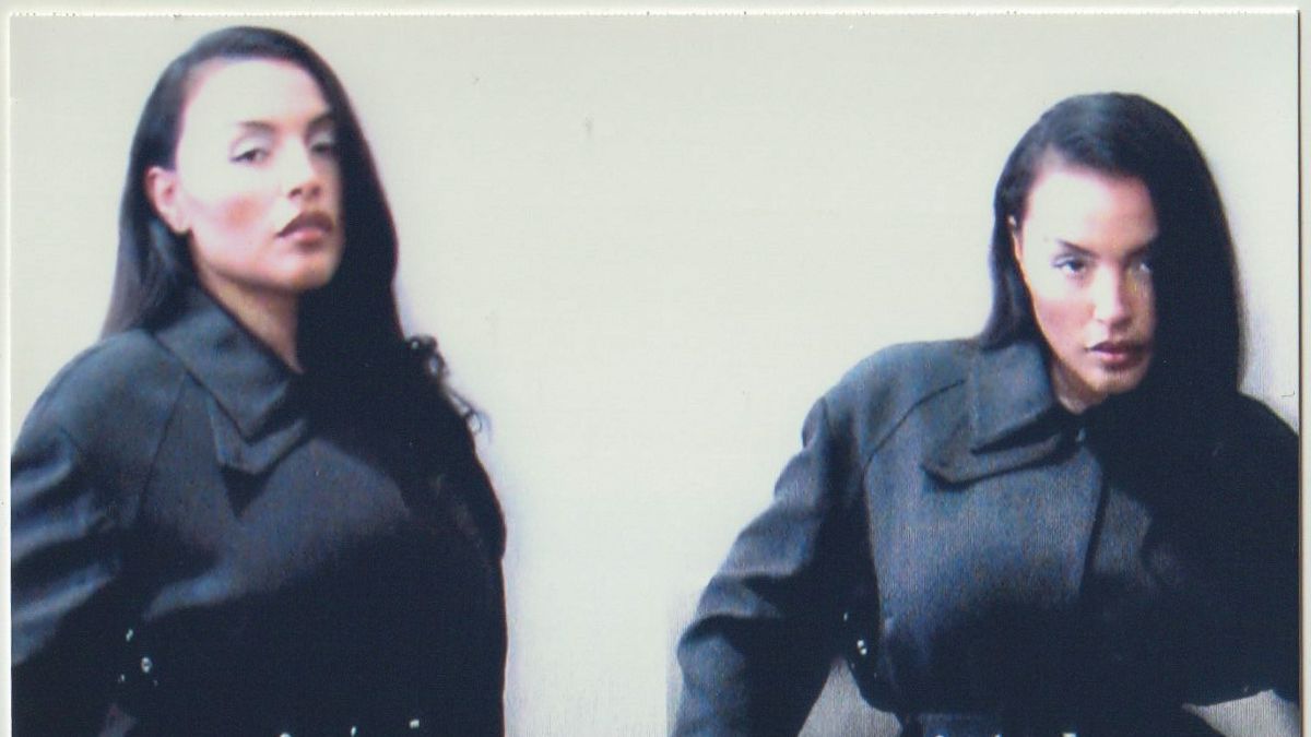 Paloma Elsesser Pregamed Tory Burch With an At-Home Massage