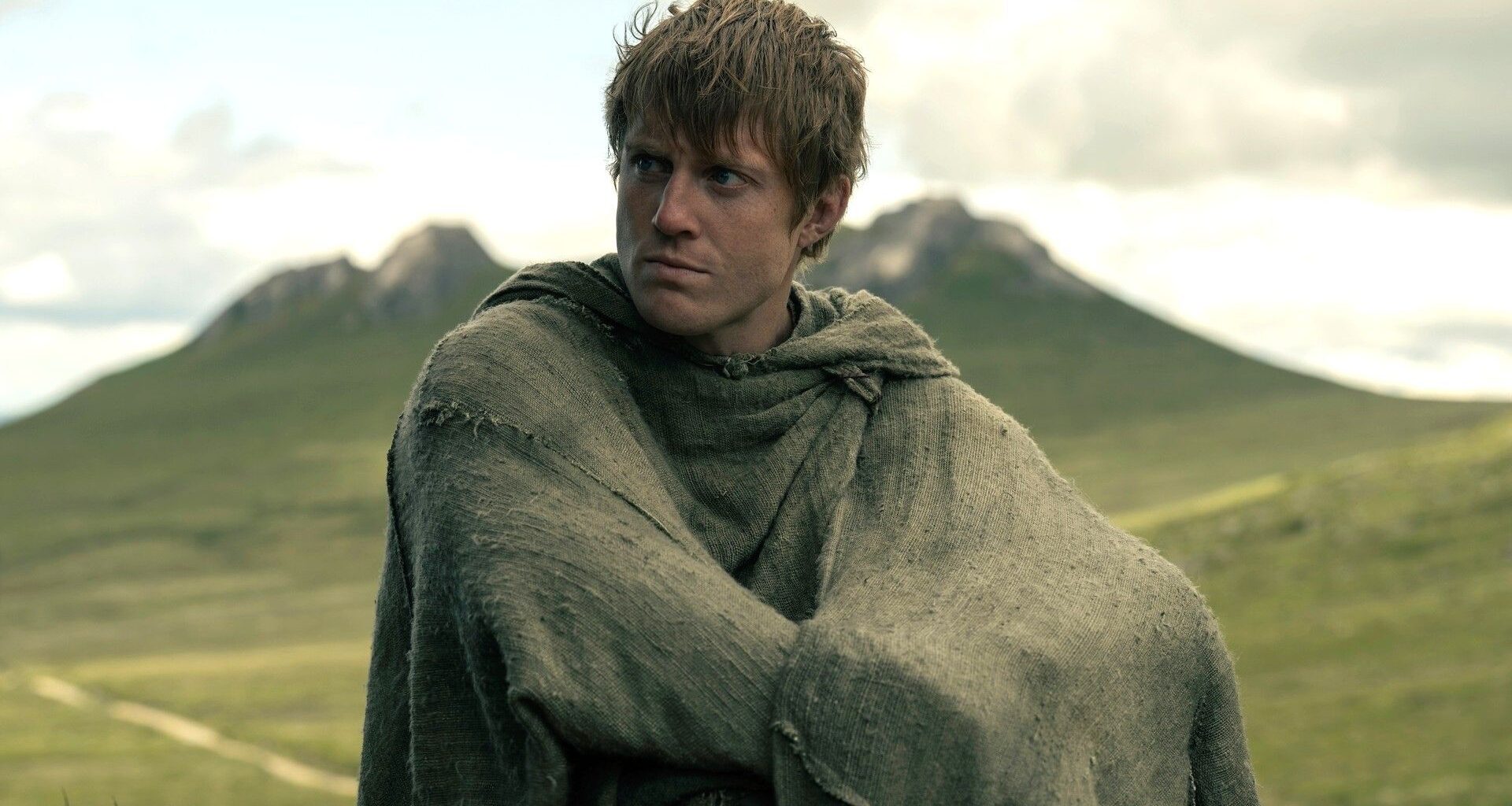 Dunk (Peter Claffey) outdoors in a scene from "A Knight of the Seven Kingdoms" episode 6