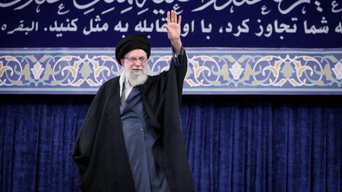 Revolutionary Guard generals back military leader over Khamenei’s son, Israeli AI ana