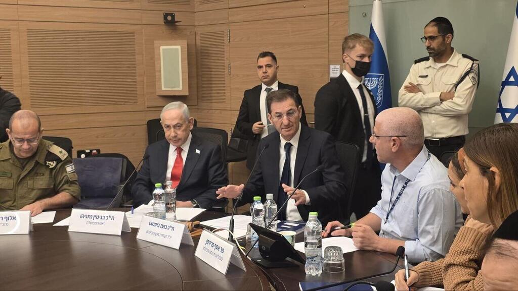 דיון בוועדת החוץ והביטחון