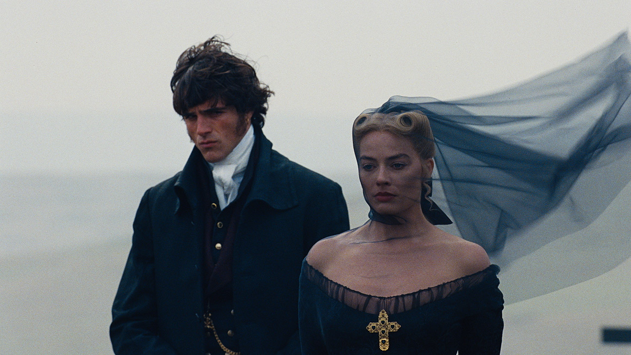 (L-r) Jacob Elordi as Heathcliff and Margot Robbie as Catherine Earnshaw in Wuthering Heights
