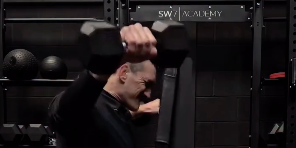 You Don’t Need Heavy Overhead Pressing to Build Bigger Shoulders – Try This Triple Drop Set Finisher