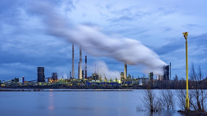 German industry still struggling to put better order books to work | snaps