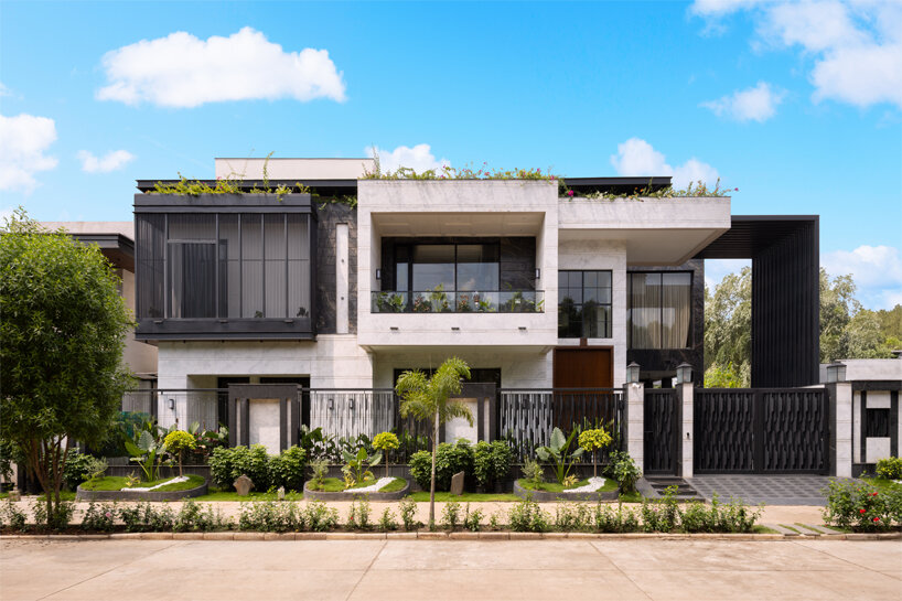 simran boparai completes prabh-te-ras residence in raipur, india