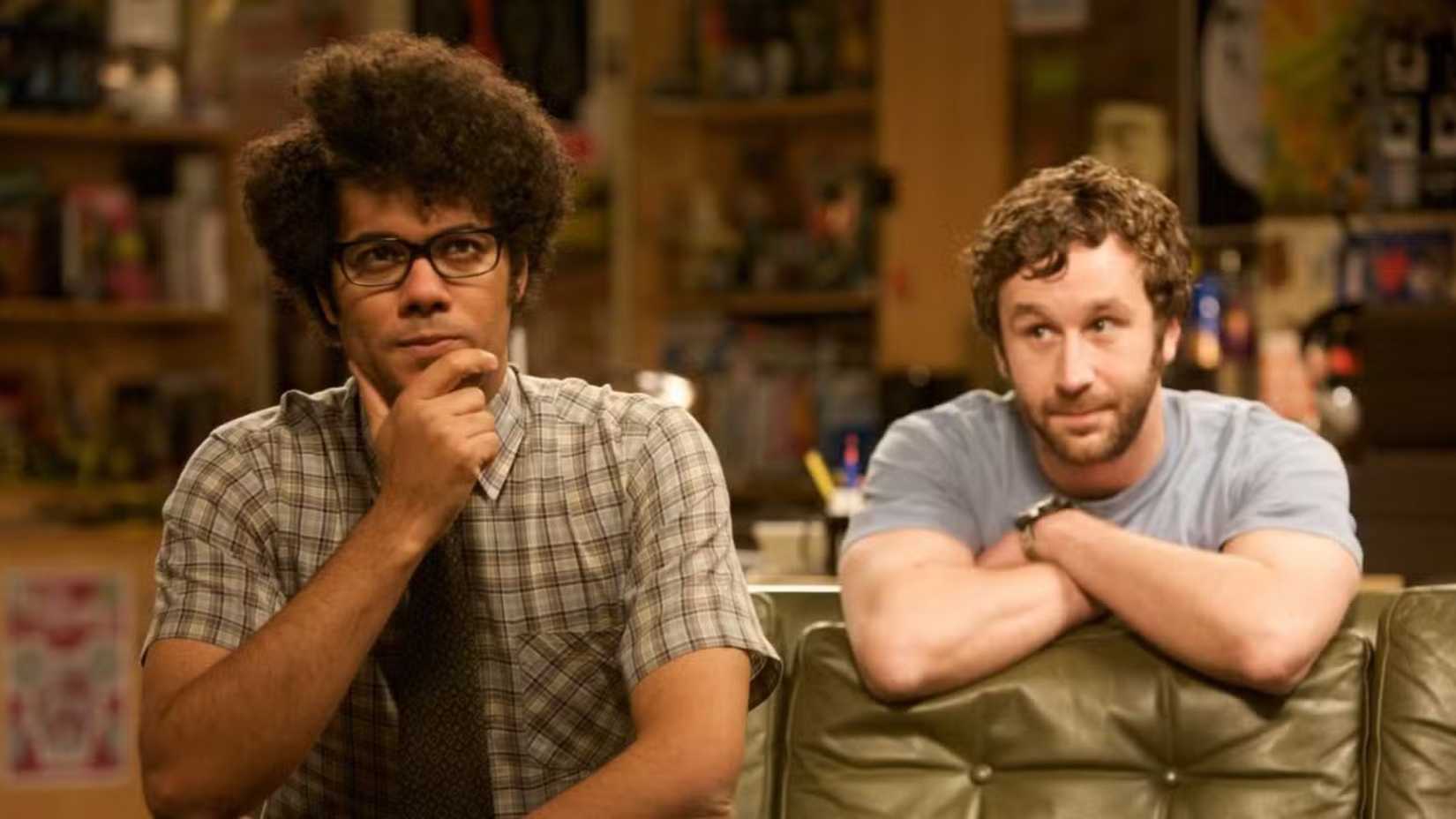 Moss and Roy in the sitcom The IT Crowd.