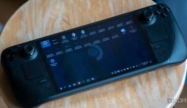 Steam Deck OLEDs are reportedly running out of stock, and component pricing may be to blame