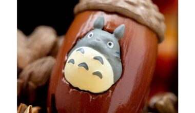 Adorable Totoro acorn key holders come with a special guest hidden inside[Photos]
