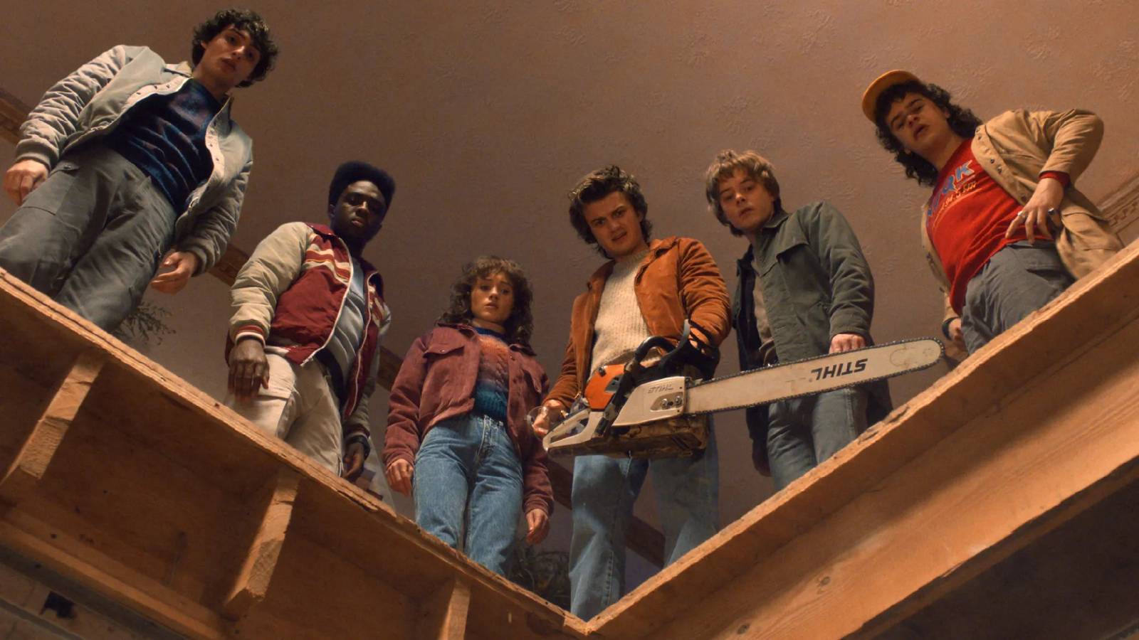 Stranger Things’ “Dumb” Conformity Gate Theories Addressed By Star After Divisive Finale