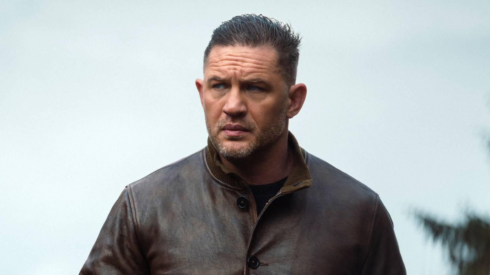 Tom Hardy & Guy Ritchie's Returning 10-Part Crime Thriller Series Is "Even Better" In New Episodes Releasing This Year, Teases Star