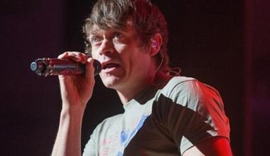 3 Doors Down Singer Brad Arnold Dies At 47