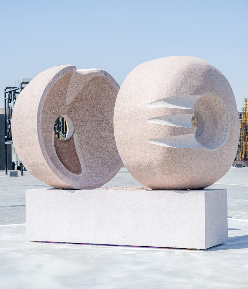 tuwaiq sculpture exhibition transforms riyadh’s urban fabric with large-scale public artworks