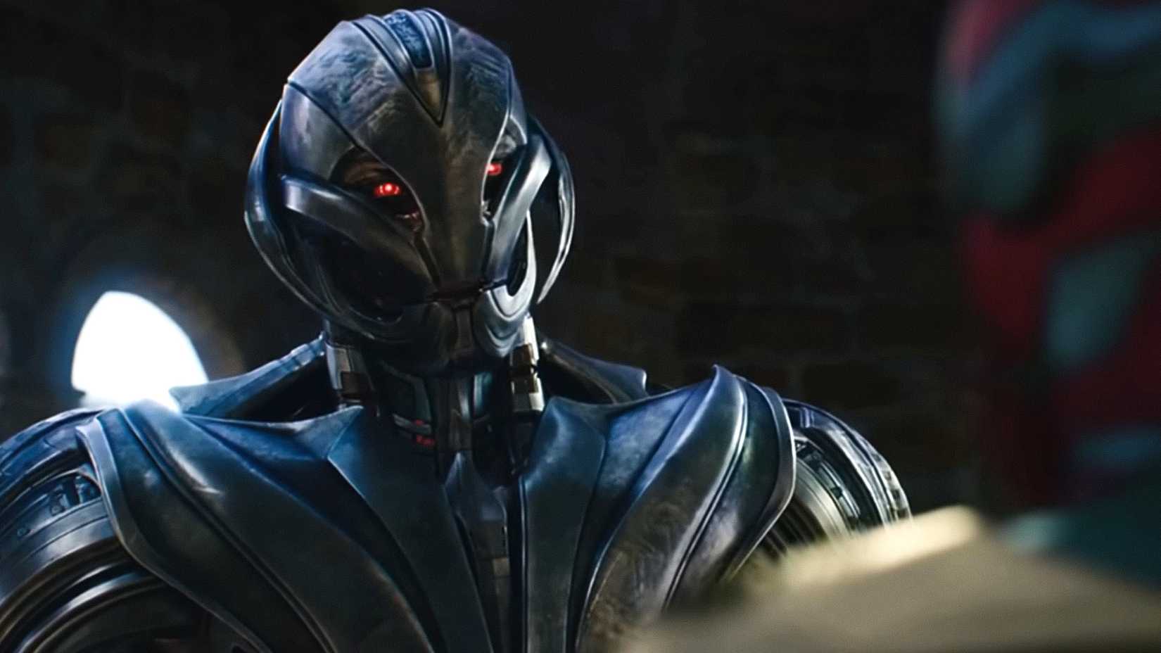 Ultron talks to Vision in Avengers 2's final battle