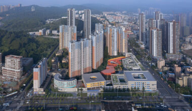 Dezeen Debate features Shenzhen school that "invites movement"