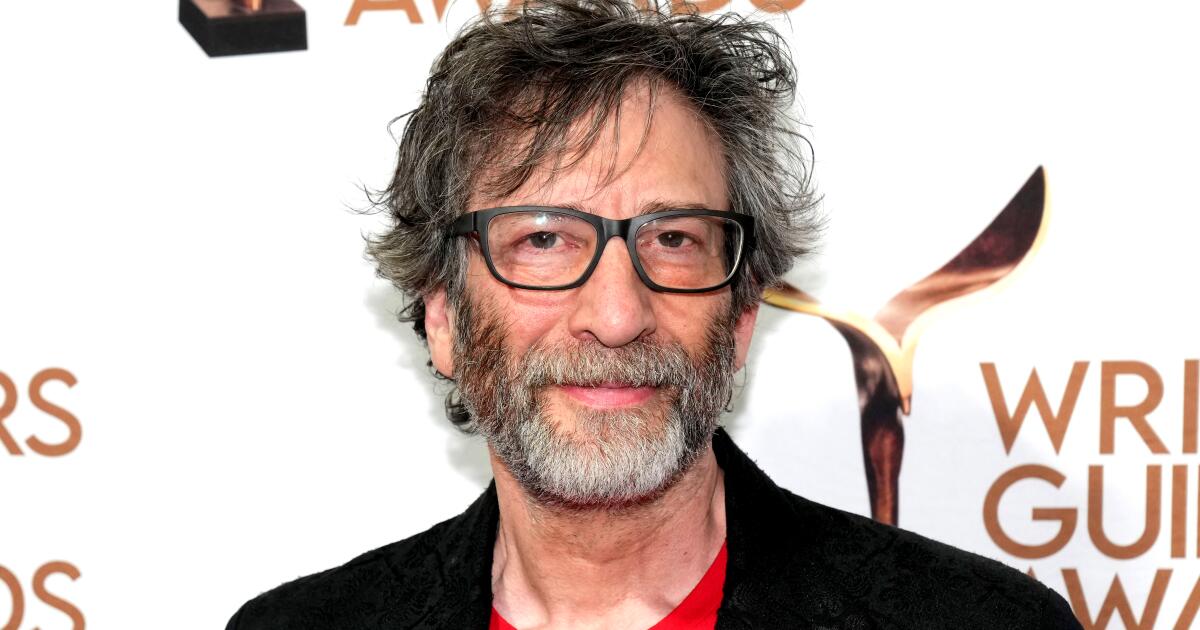 Neil Gaiman calls sexual misconduct allegations a 'smear campaign'