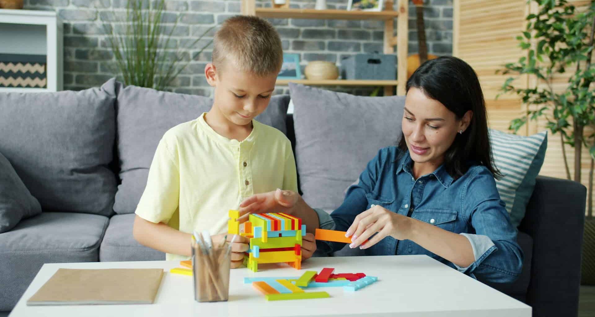 Moms Who Speak a Second Language to Their Kids Won't Hurt Their Emotional Bond