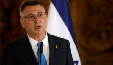 Image for Canada wants Iran government change, increases sanctions