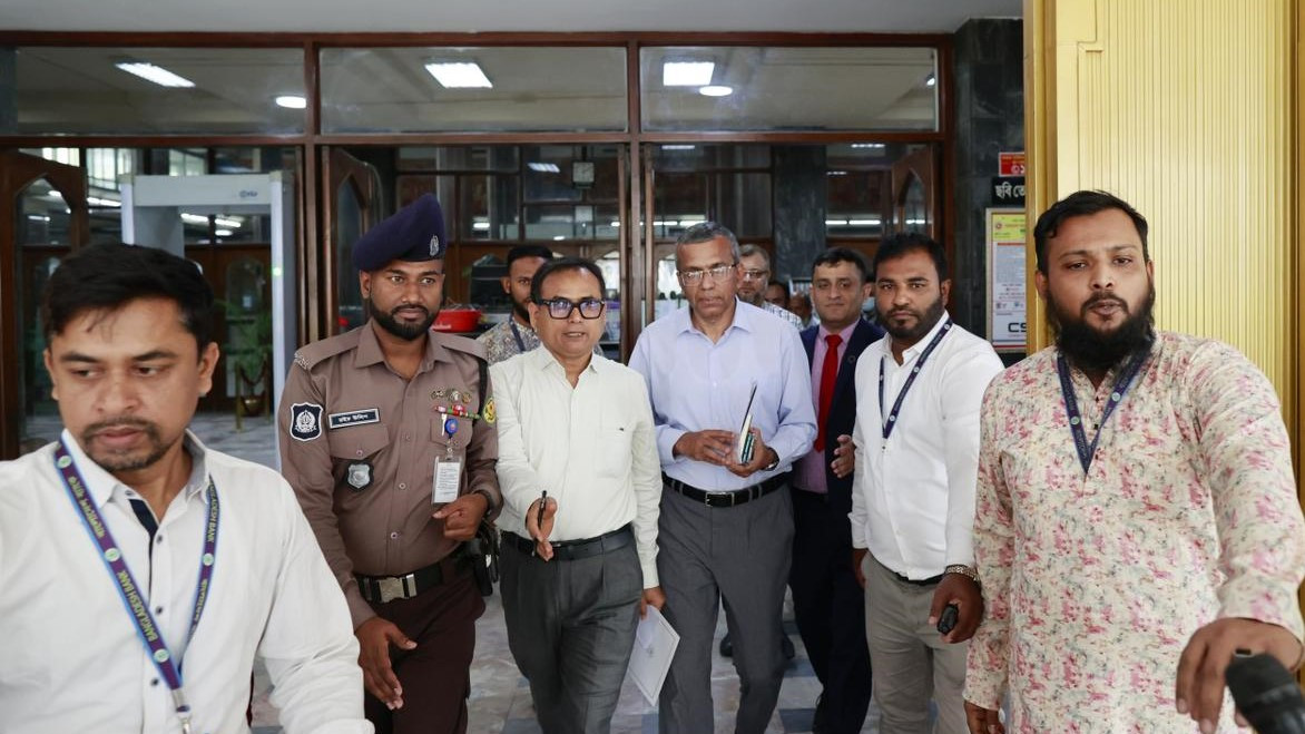 Newly appointed Bangladesh Bank Governor Md Mostaqur Rahman seen leaving the central bank headquarters on his first working day, 26 February 2026. Photo: Collected
