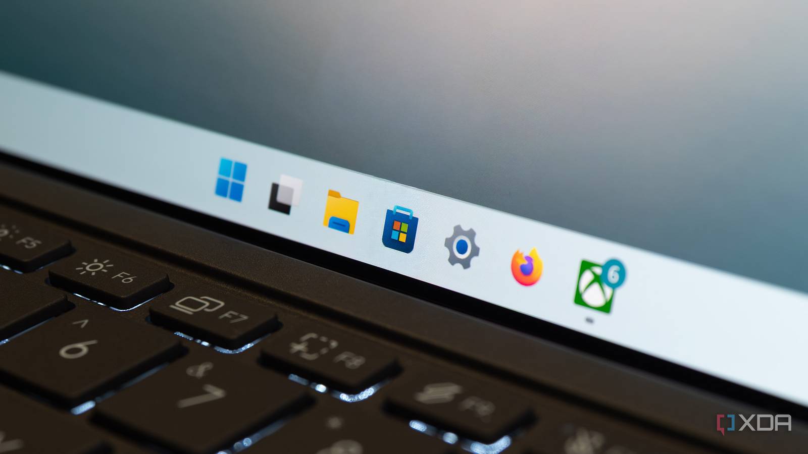 Ex-Microsoft lead says he "fought hard" to save the vertical taskbar on Windows 11