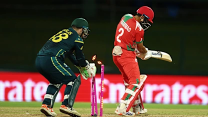 Australia seize early control