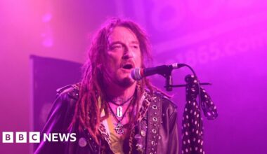Newcastle rock singer Ginger Wildheart reveals cancer diagnosis - BBC