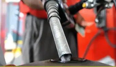 Petrol shock - Newspaper - DAWN.COM