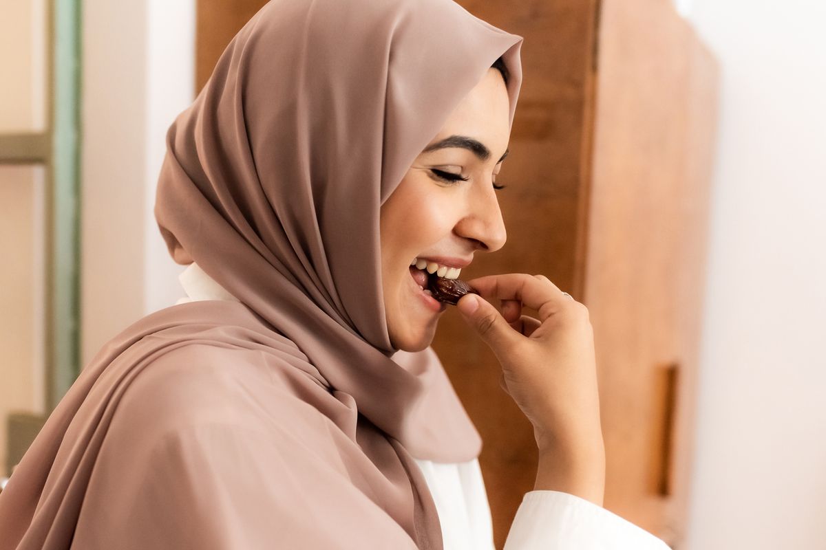 Three dates provide about 3g of fibre (stock image)