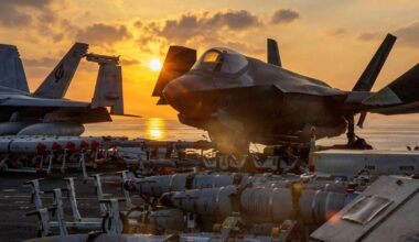 Officials say U.S. sending Marines, amphibious assault ships to Strait of Hormuz - Haaretz