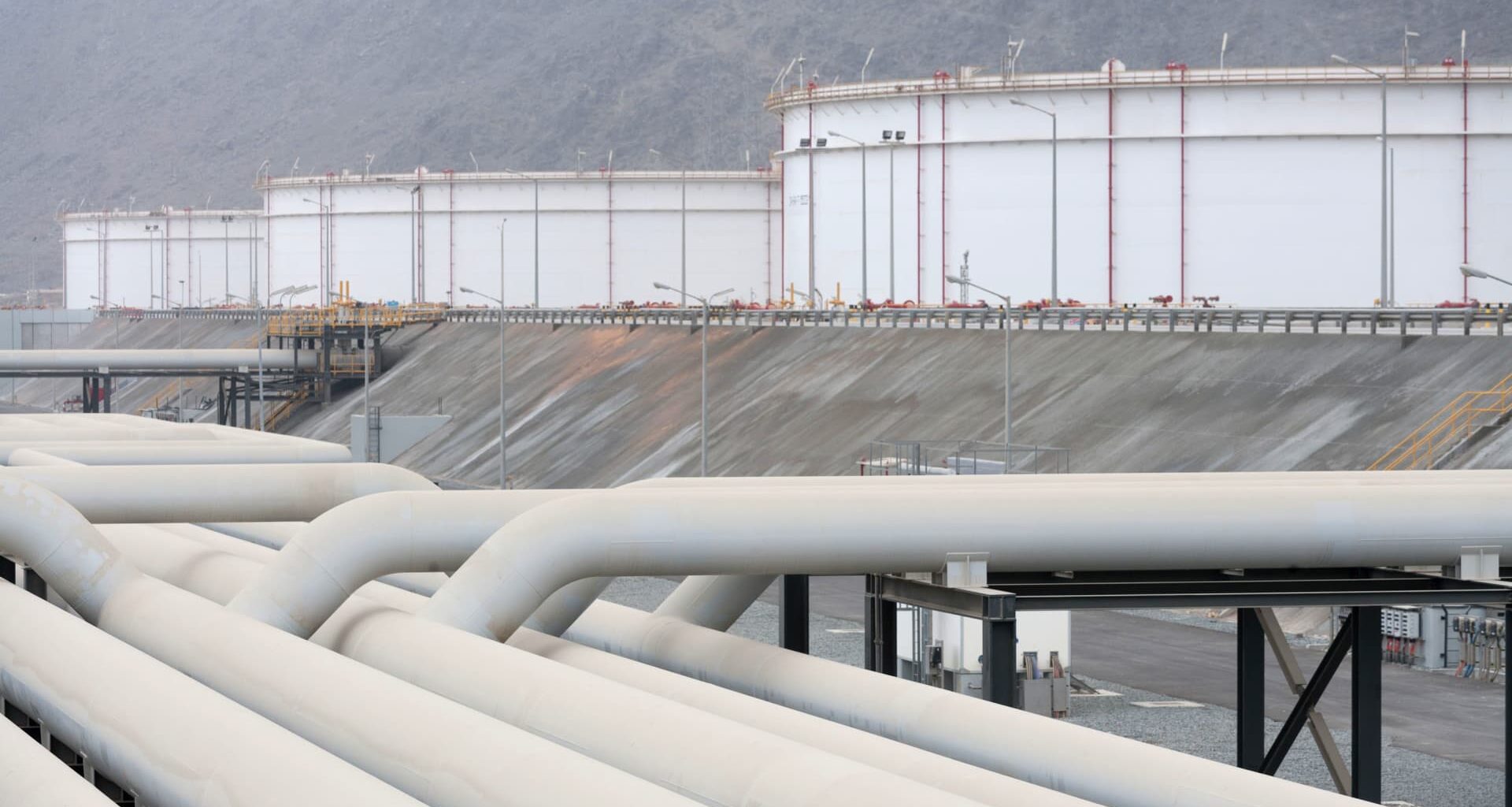 Two pipelines helping Saudi Arabia, UAE bypass the Strait of Hormuz