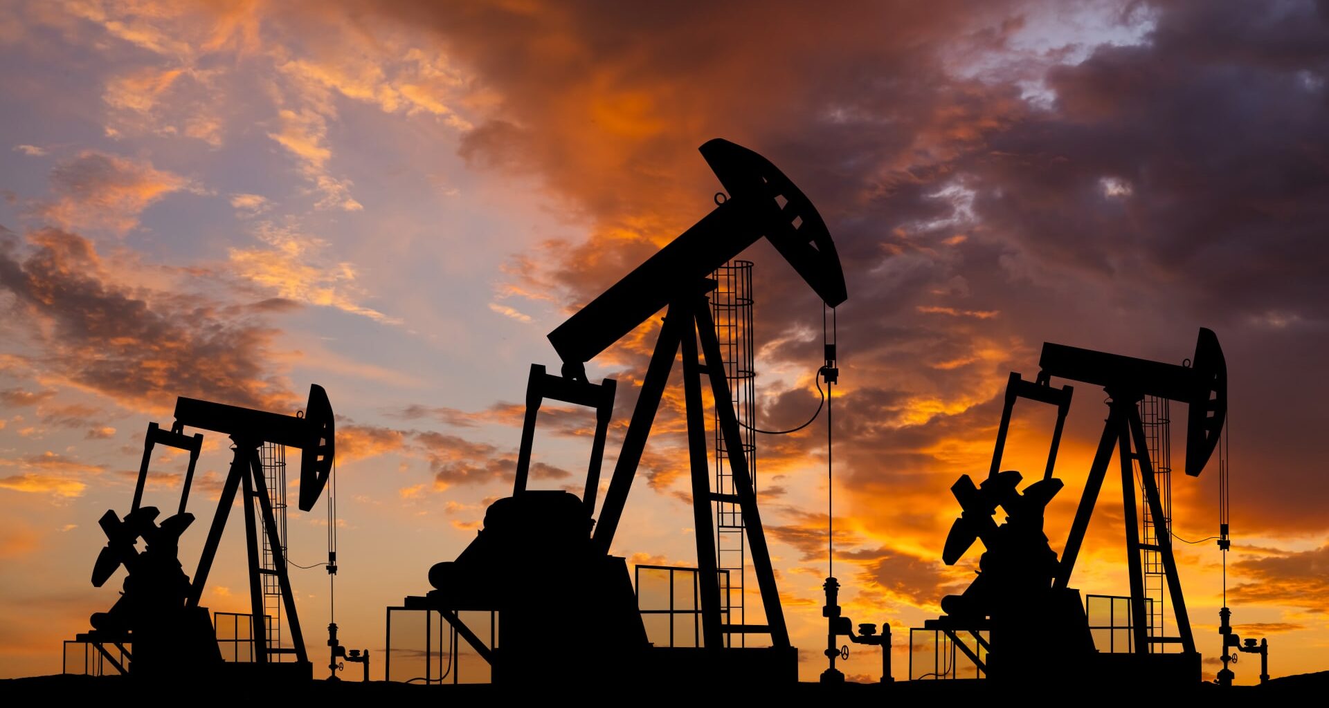 Oil rises as expanding U.S.-Israeli conflict with Iran elevates supply risks