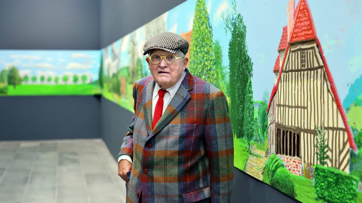 ‘There’s too much abstract painting’