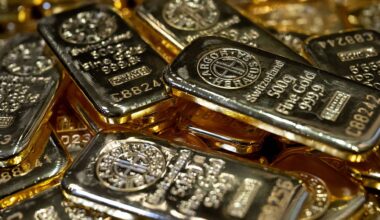 Gold and silver in freefall as investors flee safe haven metals trade