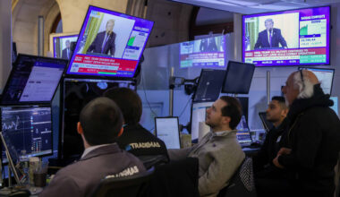 5 things to know before the market opens Wednesday