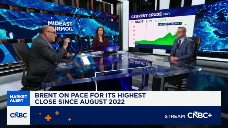 Strait of Hormuz seeing less than a handful of tankers pass per day, says Kpler's Matt Smith