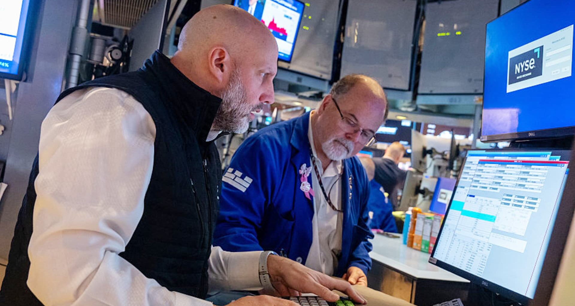 Middle East risks weigh on bonds