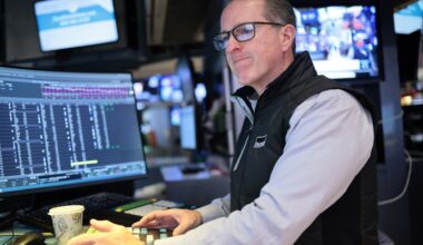 Stock market today: Live updates